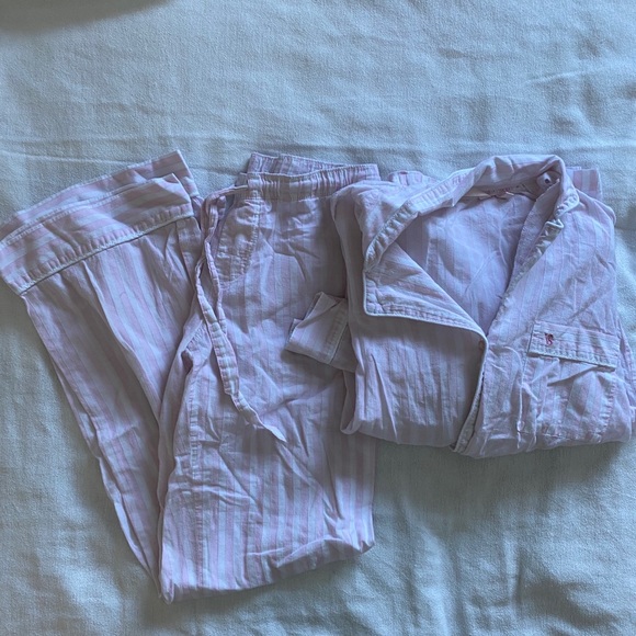 Victoria's Secret Other - Victoria’s Secret pajama set